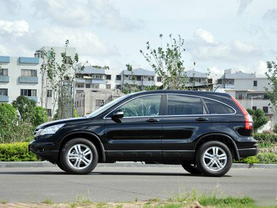 東莞租車告訴你夏季車內(nèi)放置東西的禁忌
