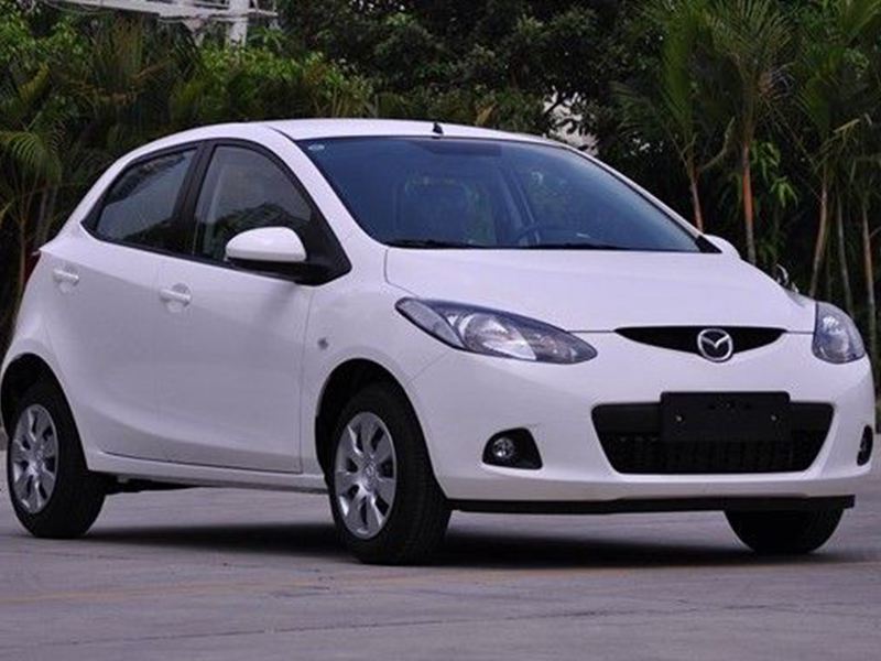 租車公司提醒您汽車過(guò)減速帶的小訣竅