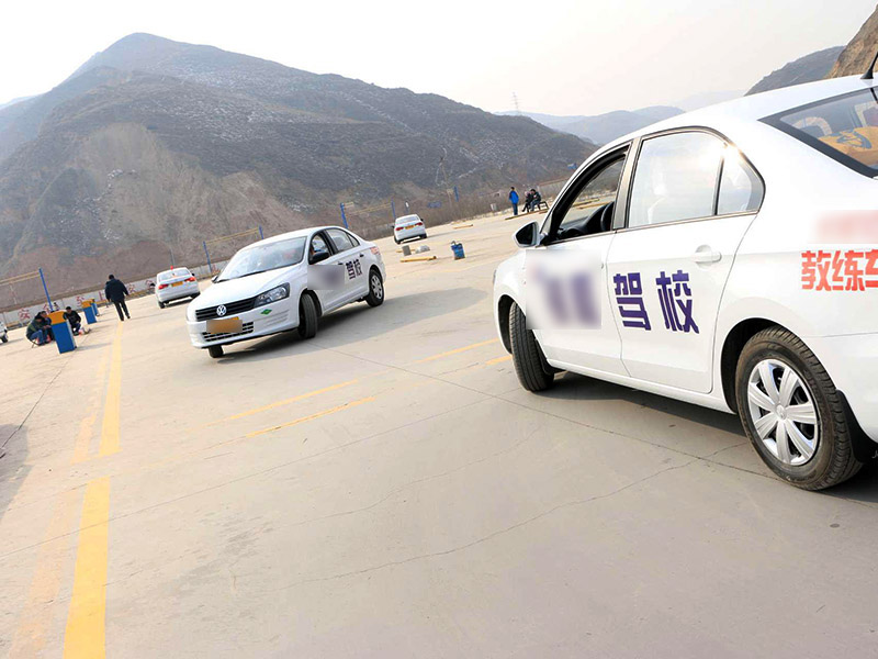 教練讓包車是否有提成？